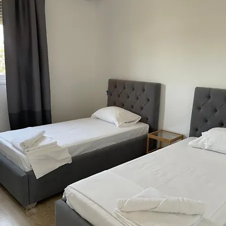 Pine House 2023 * Vlore