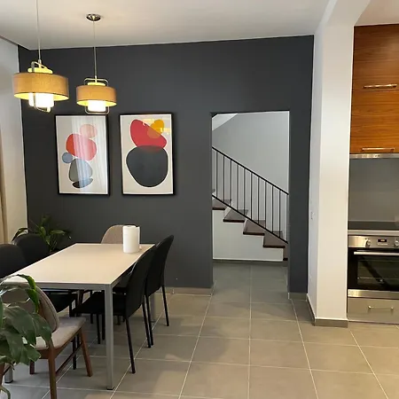Βίλα Pine House 2023