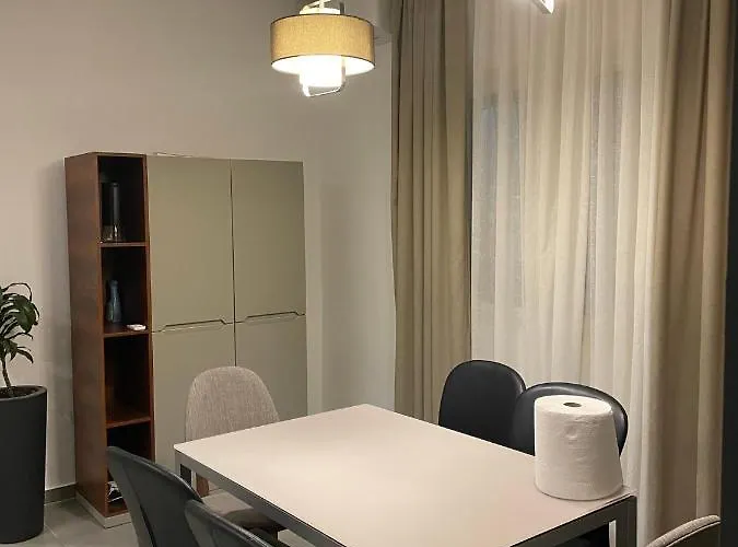 Pine House 2023 Vlorë