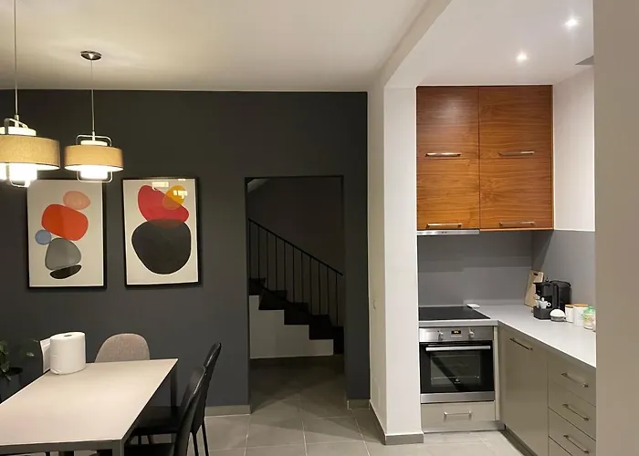 Pine House 2023 ヴィラ *