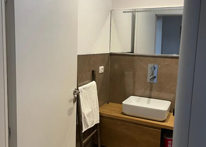 Pine House 2023 ヴィラ *